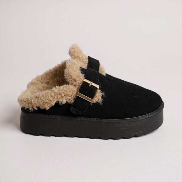 Cozy Tan Fur-Lined Slip-On Ankle Boots Size 8 - Picture 5 of 8